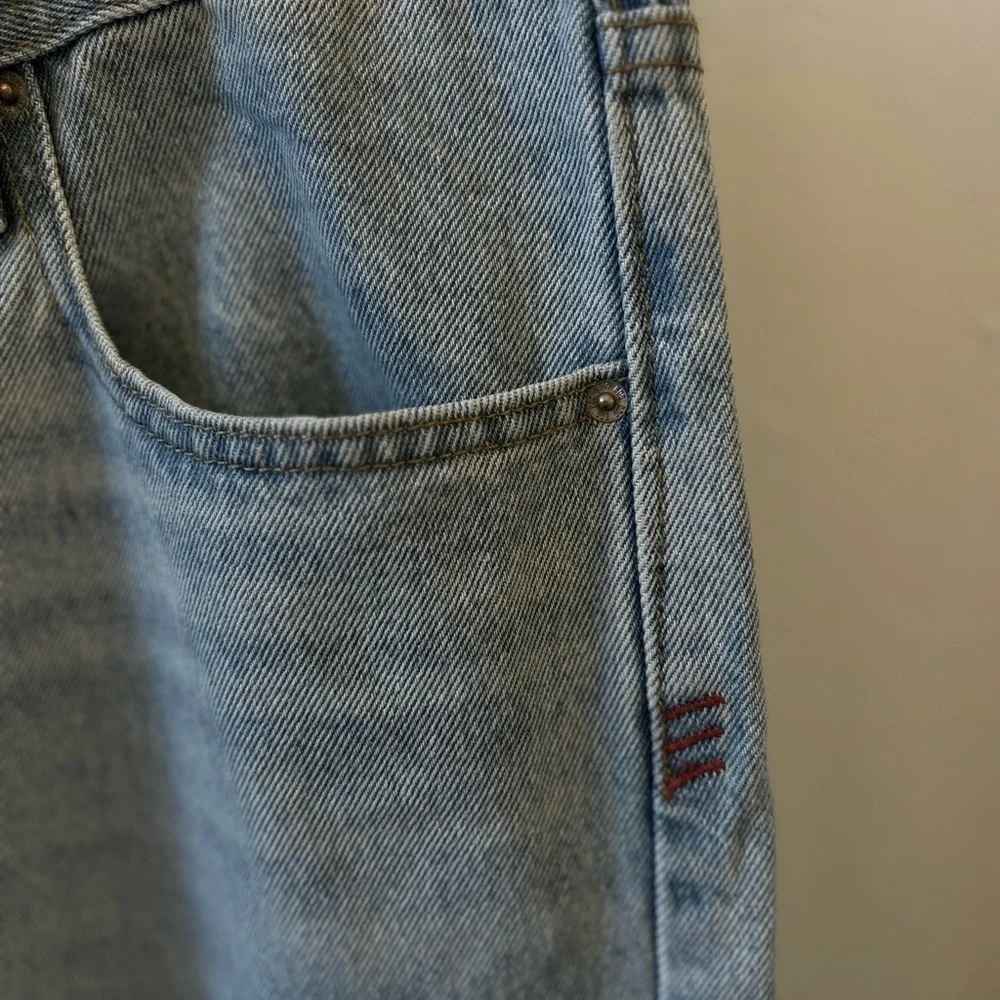 BDG Baggy Fit Light Blue Wash Size 34x32 Jeans Urban Outfitters Denim NEW